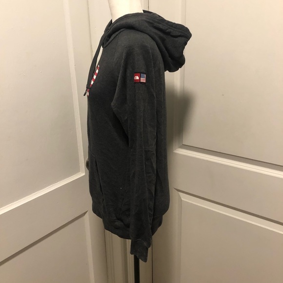 The North Face ladies hoodie size small - Picture 3 of 6